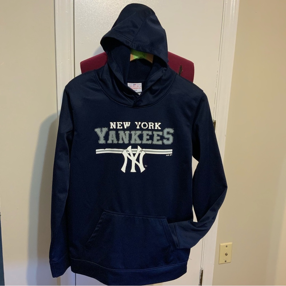 EUC New York Yankees Front Logo Navy pullover Hoodie Youth XL/ 18